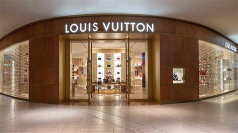 louis vuitton calgary kijiji|chinook Calgary opening times.